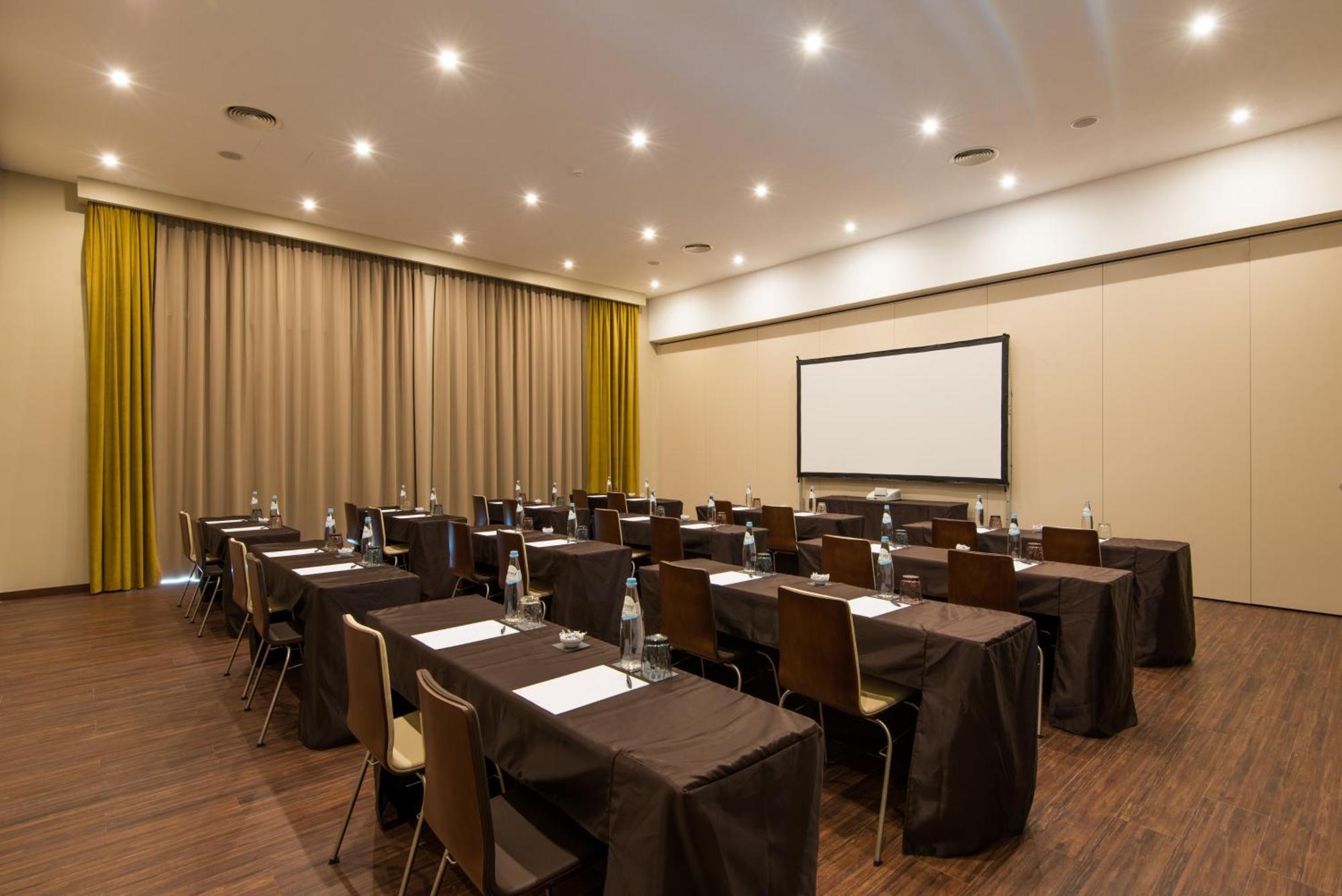 Vila Gale Sintra Esterno foto Meeting room