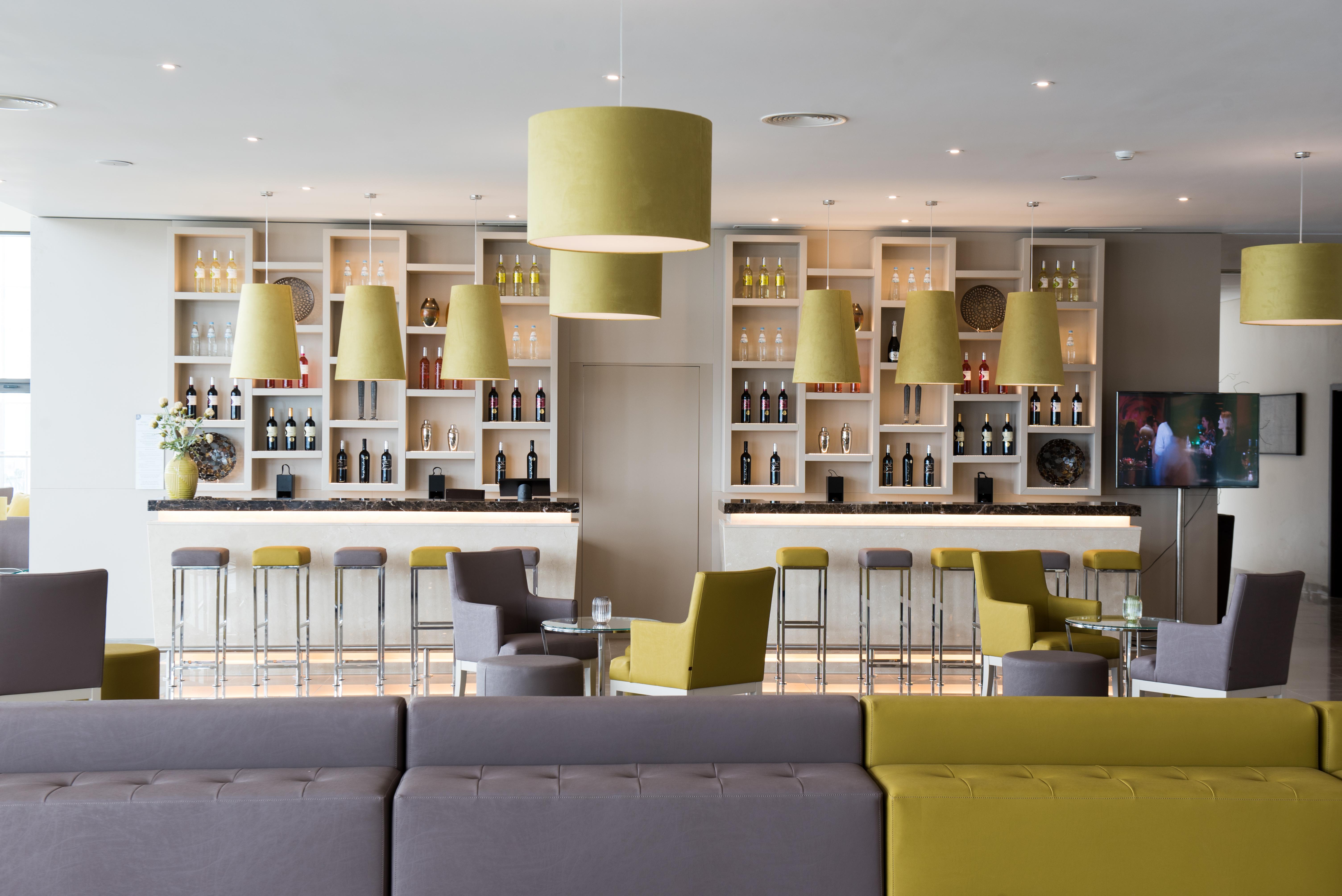 Vila Gale Sintra Esterno foto The lounge at the airport