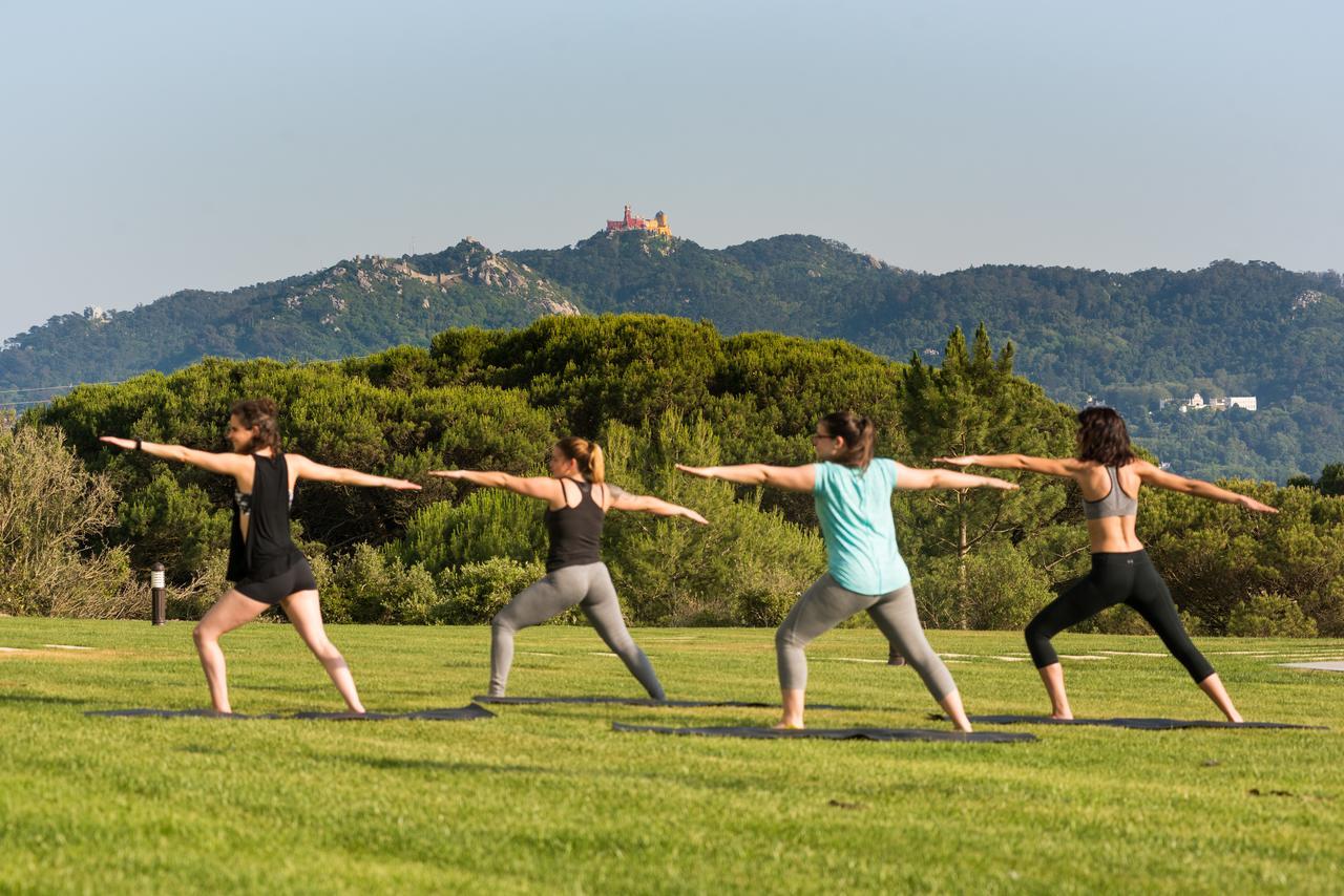 Vila Gale Sintra Esterno foto A group of people practicing yoga