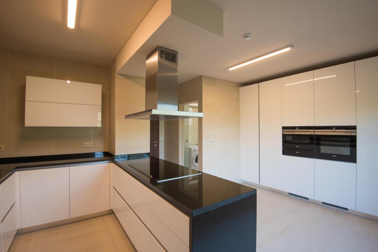 Vila Gale Sintra Esterno foto A modern kitchen